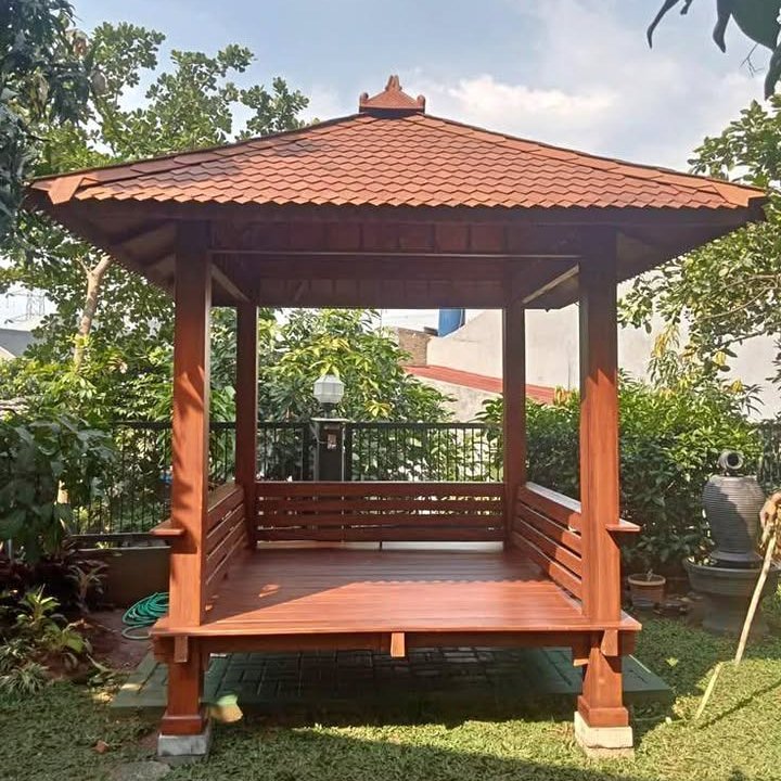 Gazebo kayu jati 2×2 meter minimalis taman Gazebo kayu jati 2×2 meter minimalis taman