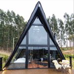 Rumah-Segitiga-Minimalis-Modern-Kayu-Jati-Ukuran-5x7-Meter