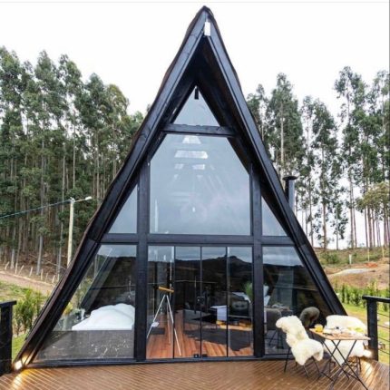 Rumah-Segitiga-Minimalis-Modern-Kayu-Jati-Ukuran-5x7-Meter